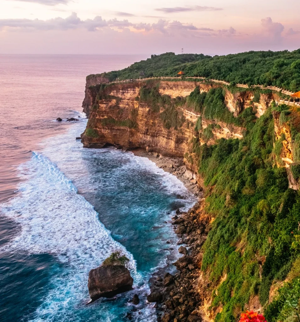 bali-uluwatu-cliffside